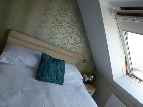 Boathouse Hotel