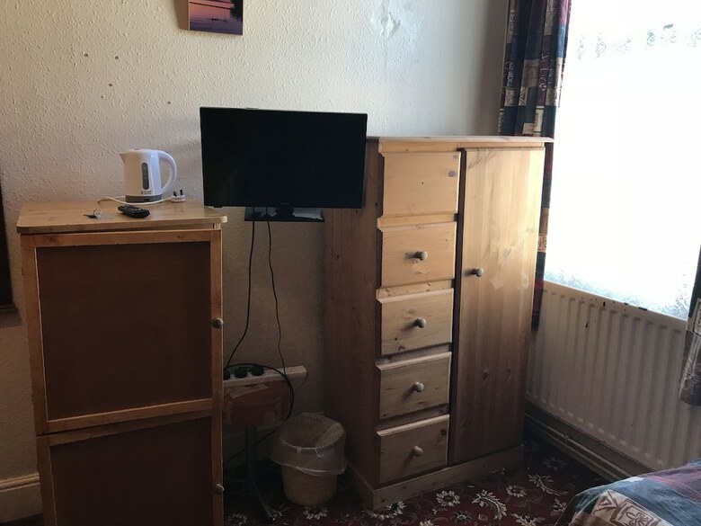 Hostal Fawlty Towers