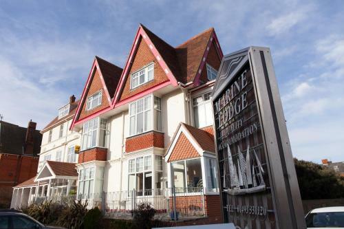 Hotel Marine Lodge
