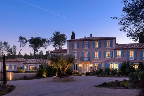 Hotel Domaine De Valmouriane