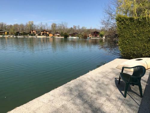 Le Chalet Du Lac - Domaine De La Goujonne