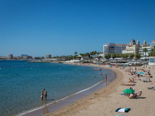 Apartamento Studio Saint-rapha�l, 1 Pi�ce, 3 Personnes - Fr-1-466a-44