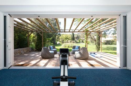 Hotel La Bastide Des Salins