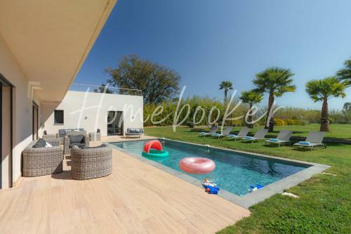 Villa Era Homebooker