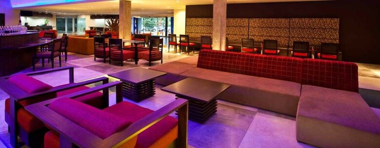 Riande Aeropuerto Hotel