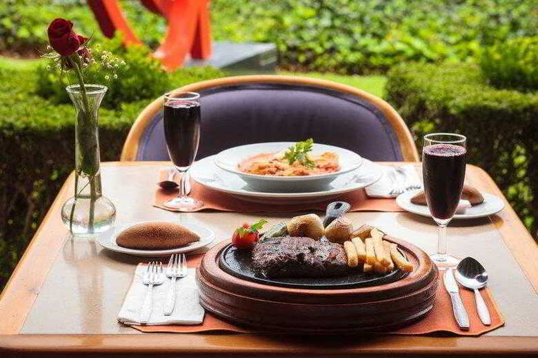 Hotel Fiesta Inn Morelia