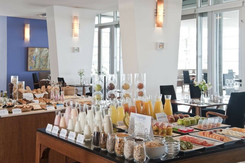 Hotel NH Montevideo Columbia