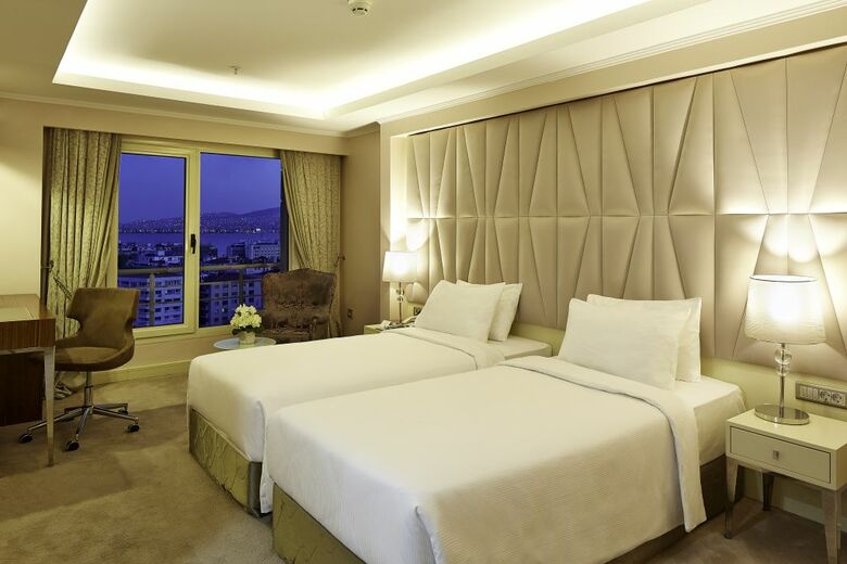 Hotel Doubletree By Hilton Izmir - Alsancak