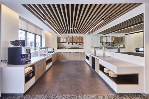 Hotel Mary Mackillop Place