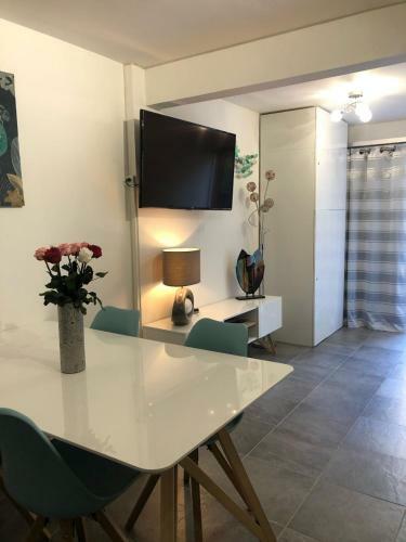 Apartamento Or�e Des Pins Appartement Avec Terrasse