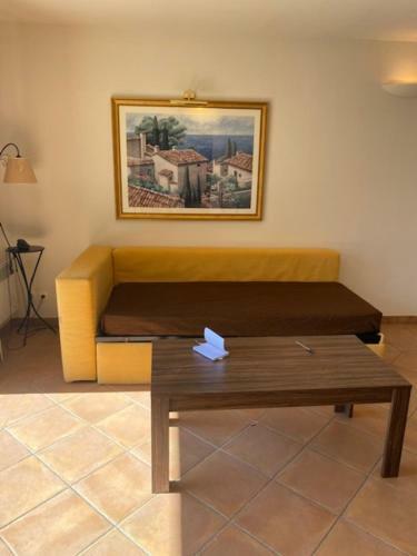 Apartamento Bright Apt With Terrace In Saumane De Vaucluse