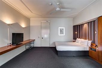 Aparthotel Regents Court Sydney