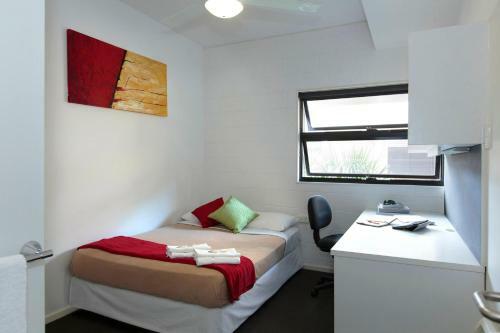 Apartamentos Uws Village