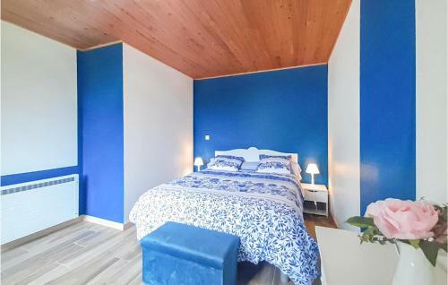 Stunning Home In Ledinghem With Jacuzzi, Sauna And Wifi