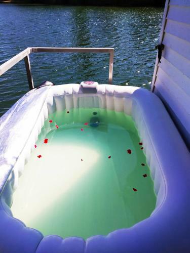 Cottage Insolite Jacuzzi Seurre Proche Beaune