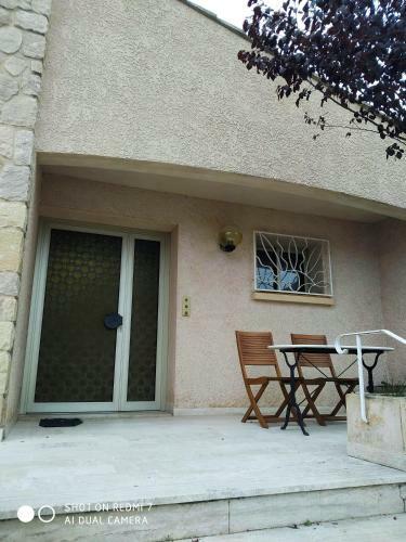 Bed & Breakfast Chambre D'h�te A 2 Pas Du Rh�ne