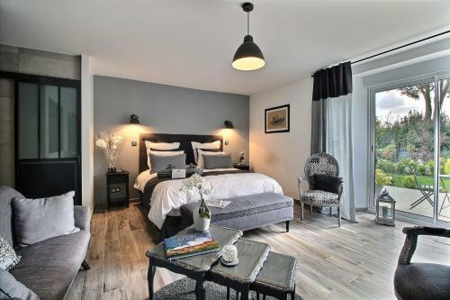 Au Jardin D'etaville B&B