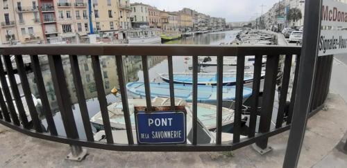 Apartamento � Coeur de S�te - T2 Climatis� Avec Terrasse - 2 **