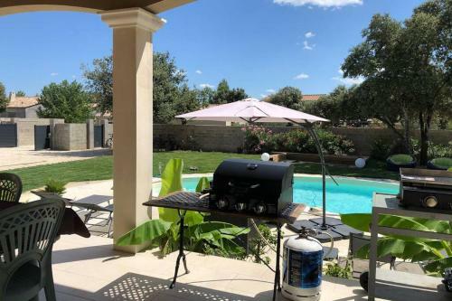 Villa 145 M2 Avec Piscine, Dans Un Milieux Arbor�.
