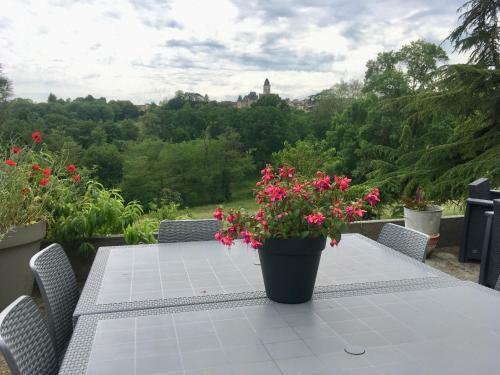 Hostal Les Conches, Chambres D'h�tes Et Gite