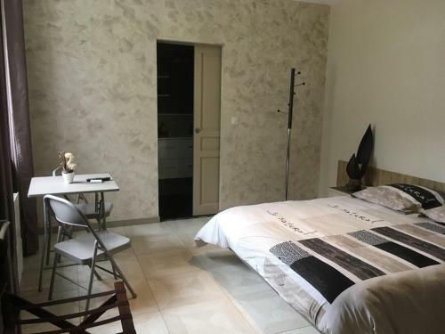 Hostal Les Conches, Chambres D'h�tes Et Gite