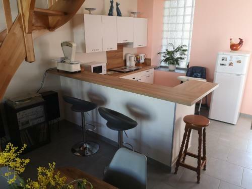 Chez Tatie Guyl�ne