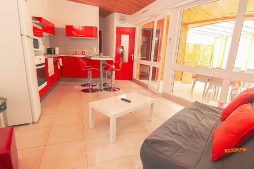 Dormir Dans Une Villa Camembert � Torreilles Plage