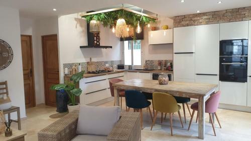Apartamento Rdc De Maison Avec Terrasse Barbecue