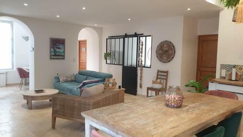 Apartamento Rdc De Maison Avec Terrasse Barbecue