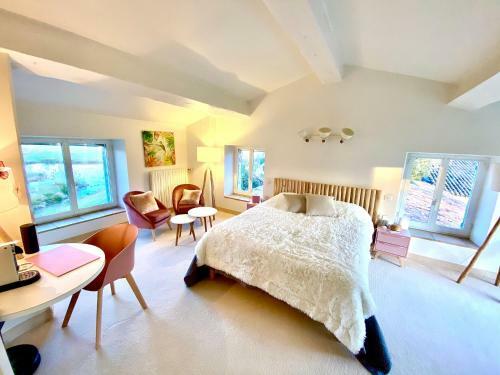 Villa Propri�t� Exceptionnelle � 25km D?aix En Provence - 8 Guests