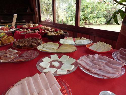 Hostal Pousada S�tio Das Astrap�ias