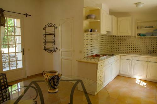 Hostal Villa Rustica La Tulisse