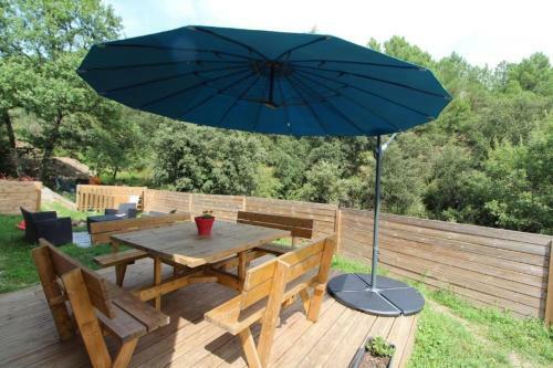 Logement, Rez-de-jardin D?une Maison, Or�e Du Bois