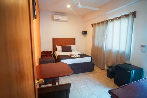 Hotel Golden Paradise Hostel