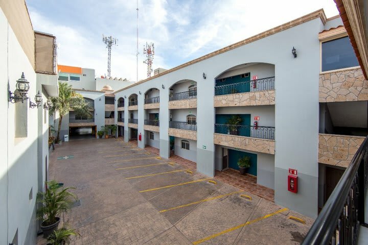 Hotel Monterreal