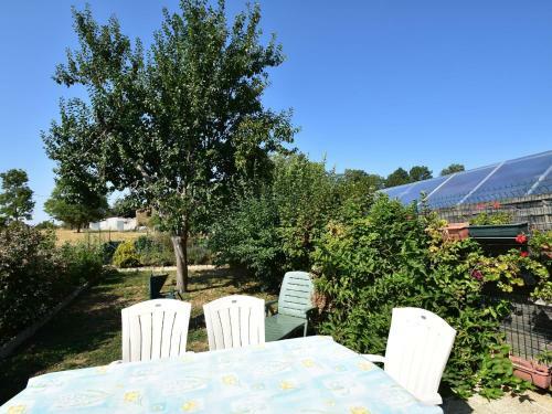 Serene Holiday Home In Vignol With Swimming Pool