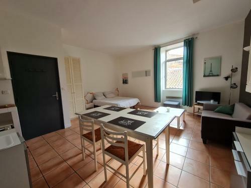 Apartamento Le Prieure - Studios Jusqu'� 4 Personnes