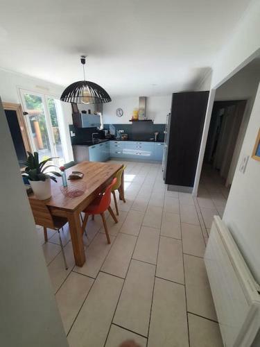 Villeneuve Les Avignon, Villa Enti�re En Provence