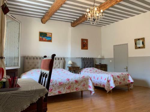 Hostal La Sarrasine
