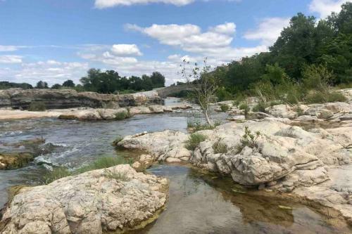 La Gargouille Des Corbi�res Cuve � Vin Habitable