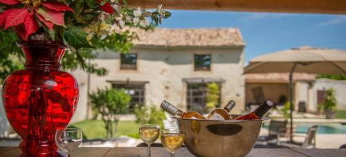 Le Mas Du Batadou - Gite De Charme En Provence
