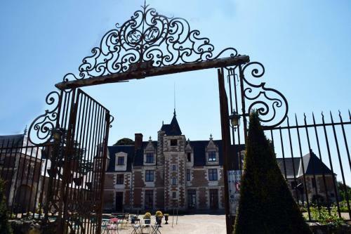 Hotel Chateau De Jallanges - Les Collectionneurs