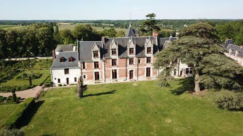 Hotel Chateau De Jallanges - Les Collectionneurs
