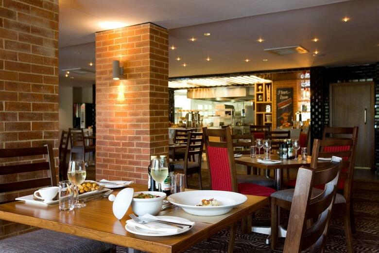 Hotel Garden Court De Waal