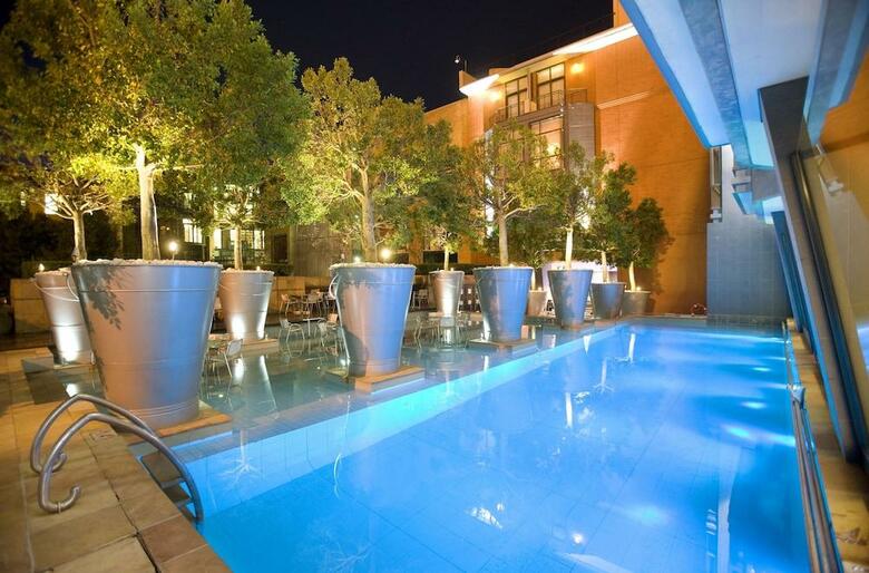Hotel African Pride Melrose Arch