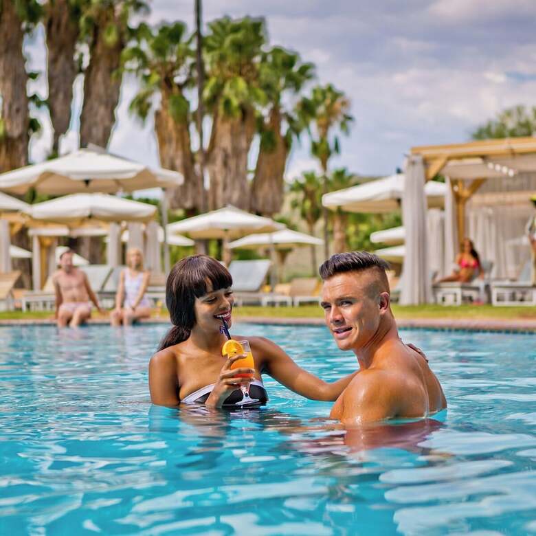 Hotel Cabanas Sun City