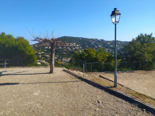 Apartamento Vacance Location Mer Piscine Var Sud Terrasse