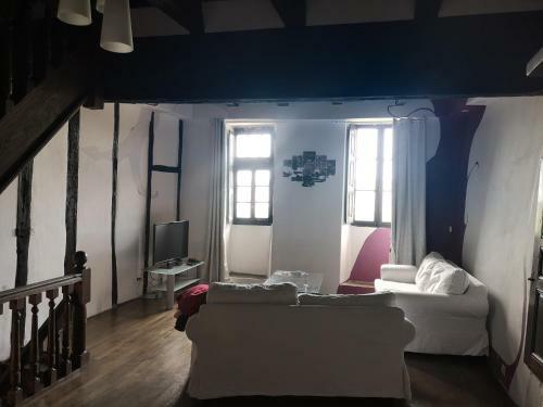 Maison Atypique � Cordes-sur-ciel 2 Chambres