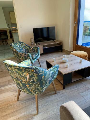 Maison � 800 M � Pied De La Plage