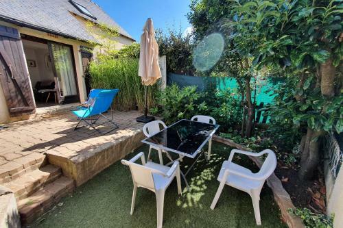 Maisonnette De Charme Bord De Mer Piscine